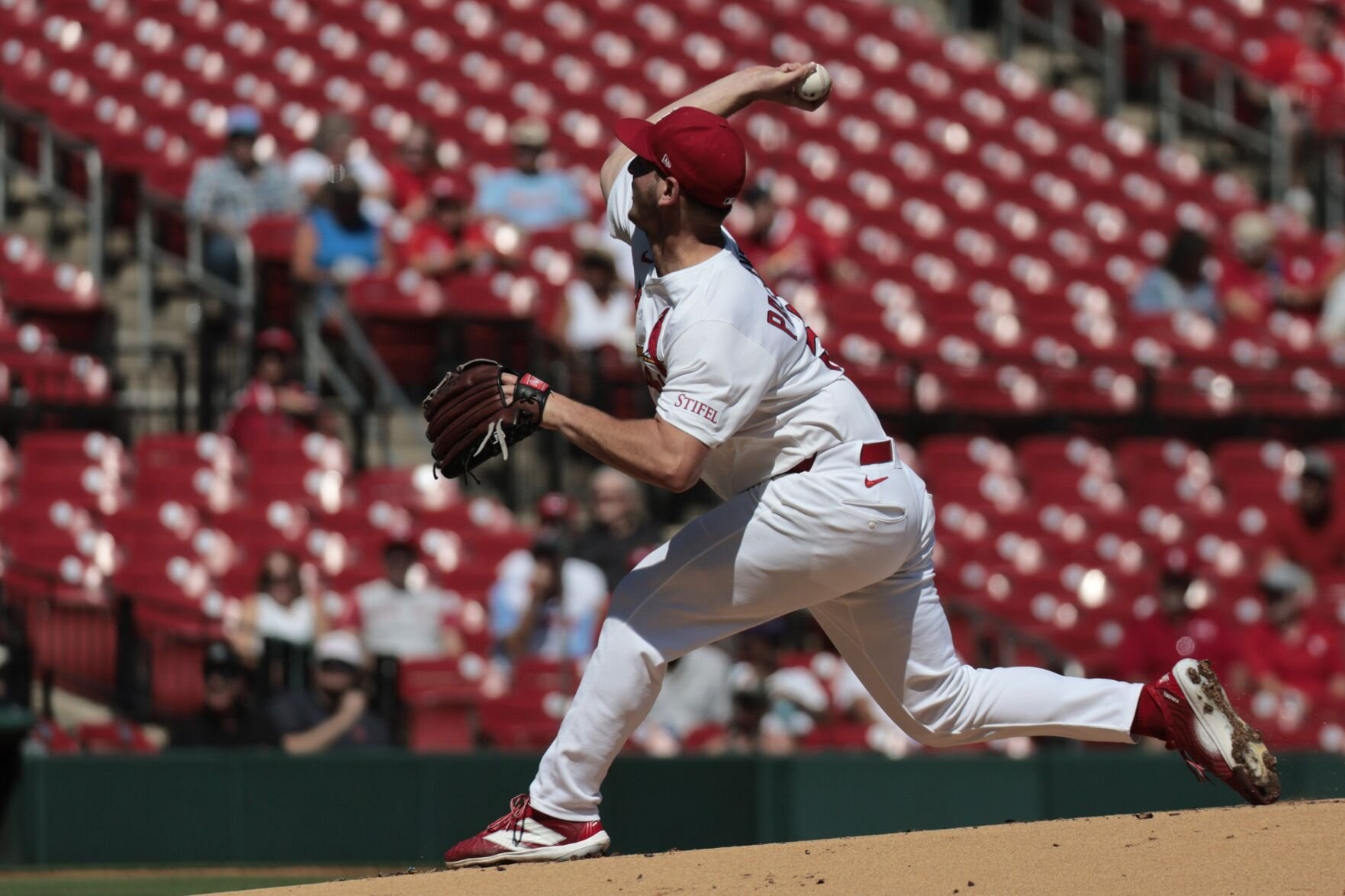 The 51黑料 Cardinals host the Cincinnati Reds.